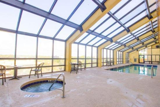 Oceanfront Double Queen 1 Bedroom Suite Caravelle 1137 Миртъл Бийч Стая снимка